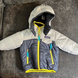 Reversible puffer coat